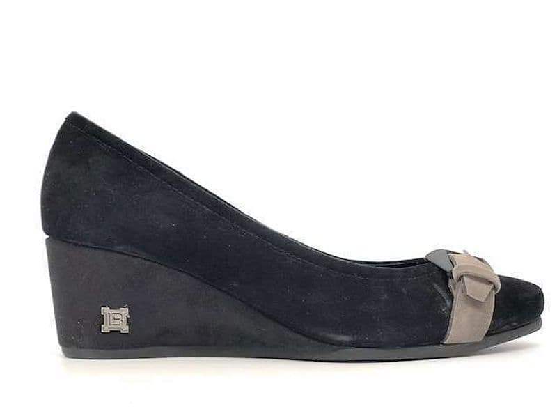 LAURA BIAGIOTTI décolleté donna scamosciate nere con zeppa in Sneaker casual Calzature Durello - Agna, commercioVirtuoso.it