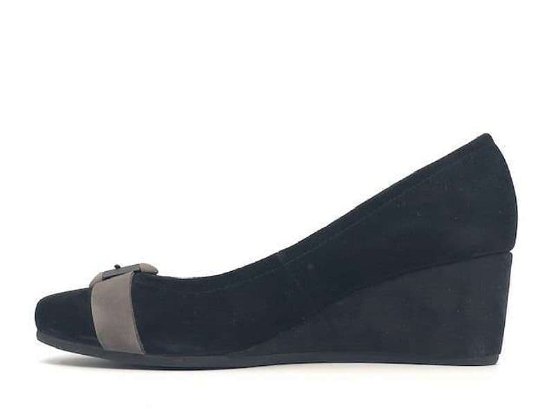 LAURA BIAGIOTTI décolleté donna scamosciate nere con zeppa in Sneaker casual Calzature Durello - Agna, commercioVirtuoso.it