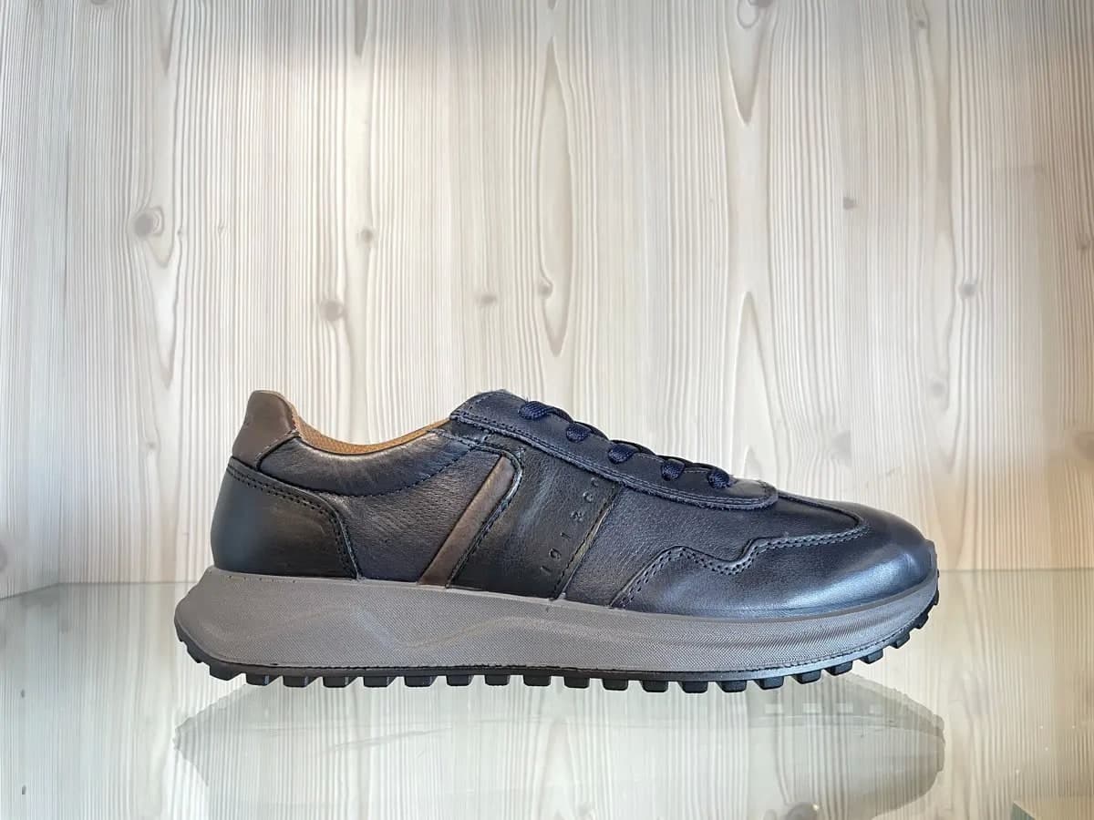 IGI &amp; CO. Sneakers uomo in vitello Blu Notte in Sneaker casual Calzature Durello - Agna, commercioVirtuoso.it