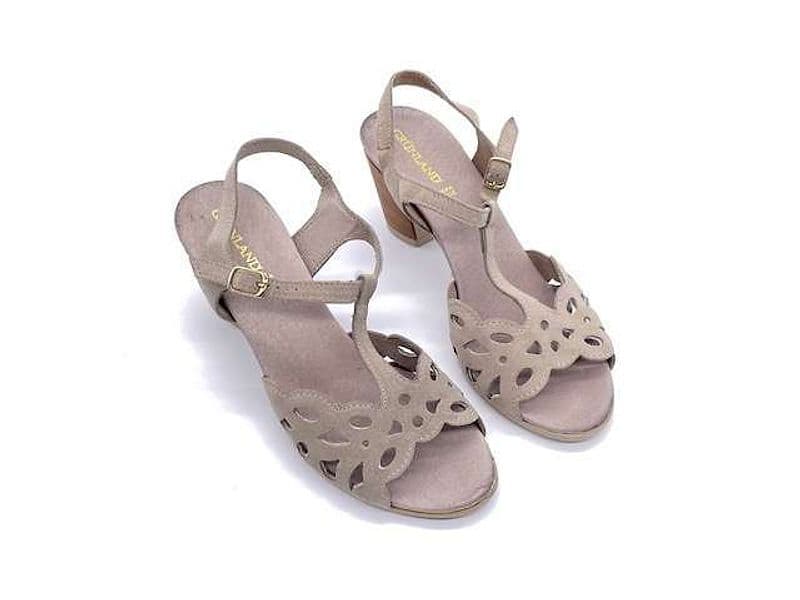 GRUNLAND Sandalo donna FERM in pelle scamosciata beige in Sandali moda Calzature Durello - Agna, commercioVirtuoso.it