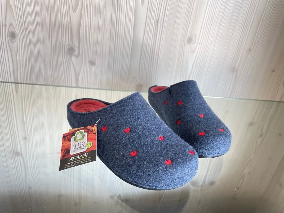 GRUNLAND Ciabatte Chiuse Donna PILA Blu Amarena in Infradito e ciabatte da spiaggia Calzature Durello - Agna, commercioVirtuoso.it