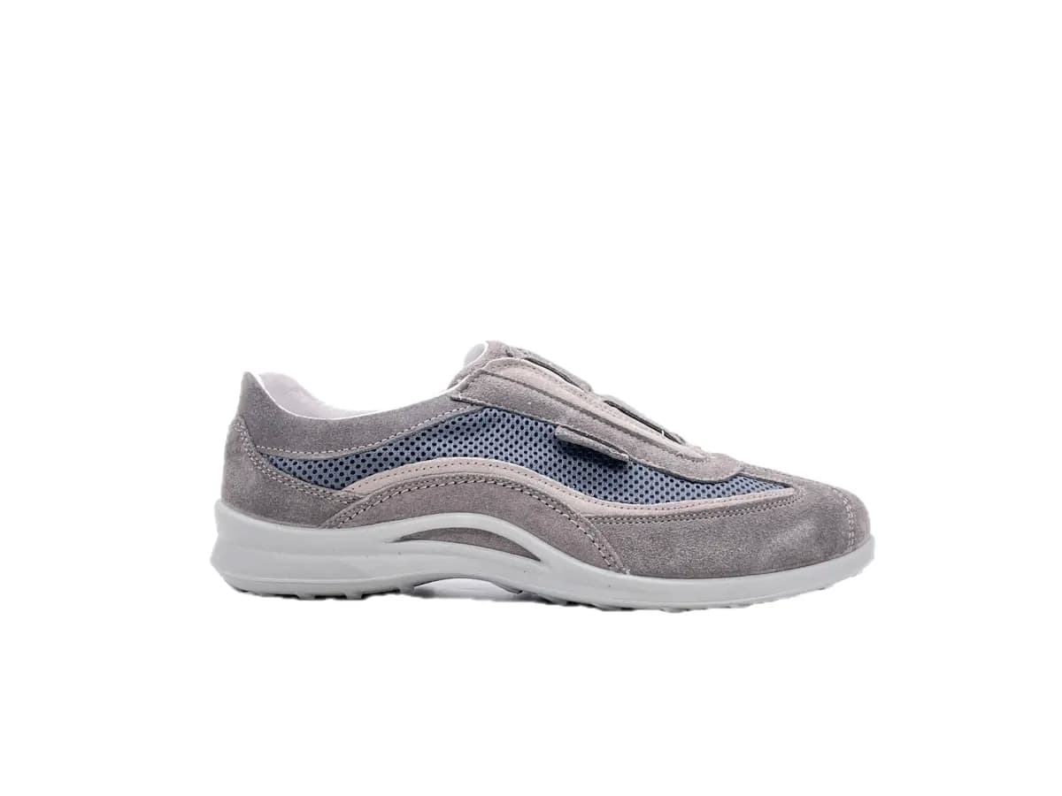 GRISPORT Sneakers slip on uomo in suede grigio 8411n. V20MA in Loafer e mocassini Calzature Durello - Agna, commercioVirtuoso.it