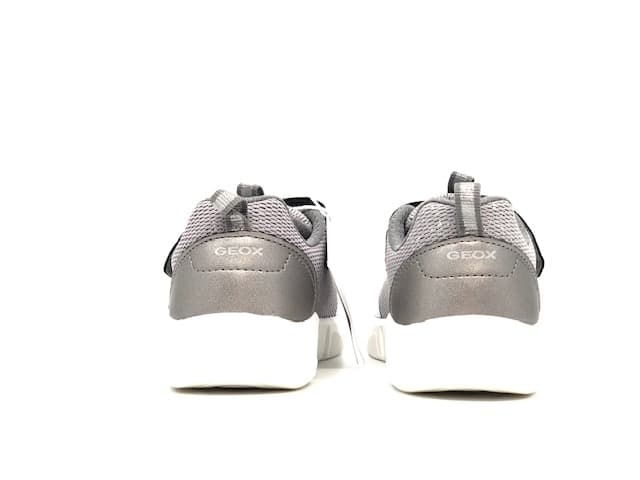 GEOX Sneakers bambina J ARIL G. B silver in Sneaker casual Calzature Durello - Agna, commercioVirtuoso.it