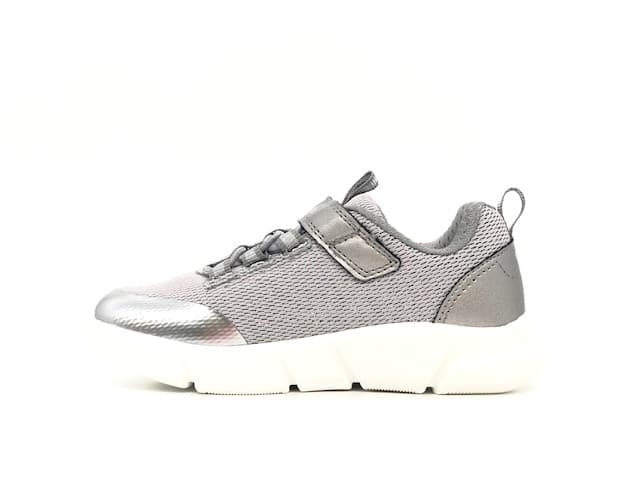 GEOX Sneakers bambina J ARIL G. B silver in Sneaker casual Calzature Durello - Agna, commercioVirtuoso.it