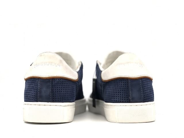 CRIME LONDON Sneakers Uomo Low Top Essential Nabuk Blu in Sneaker casual Calzature Durello - Agna, commercioVirtuoso.it