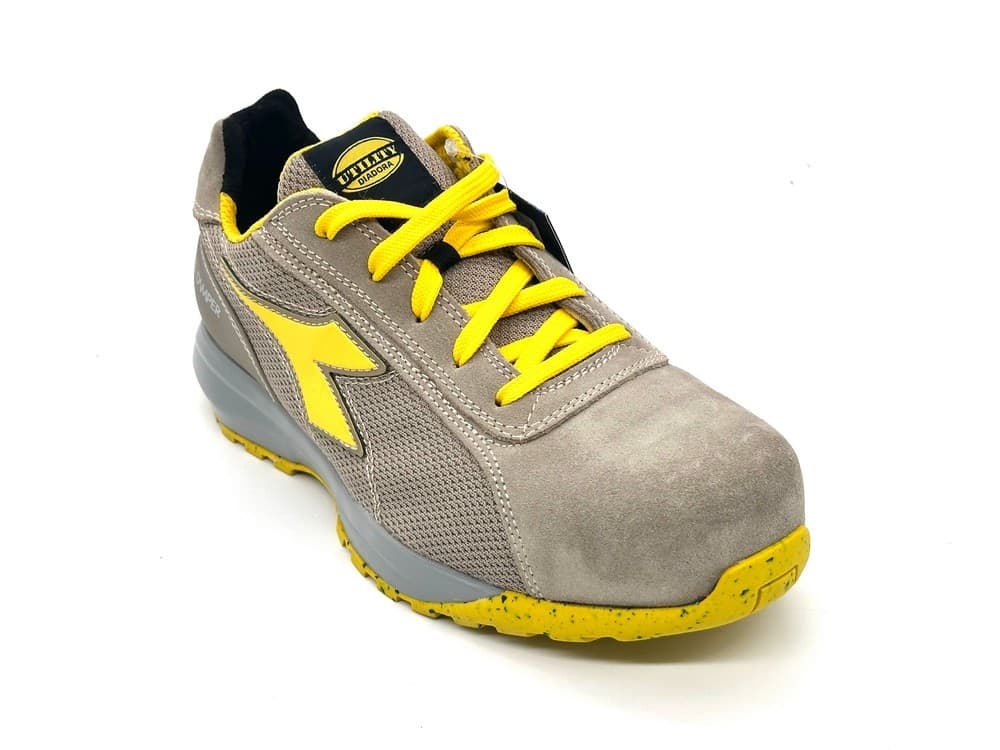 Diadora scarpe uomo Run Text Low pelle scamosciata e tessuto grigio giallo in Scarpe Calzature Durello - Agna, commercioVirtuoso.it