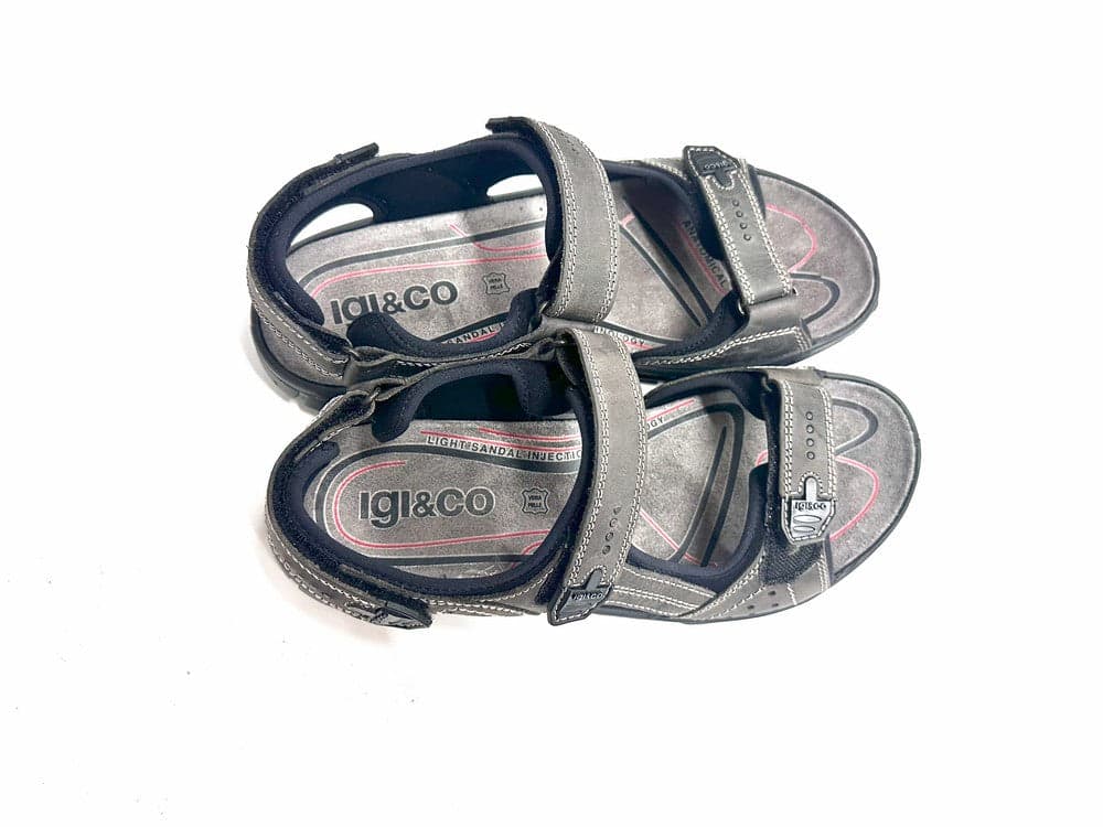 IGI &amp; CO.. Sandalo uomo in pelle grigia in Sandali Calzature Durello - Agna, commercioVirtuoso.it