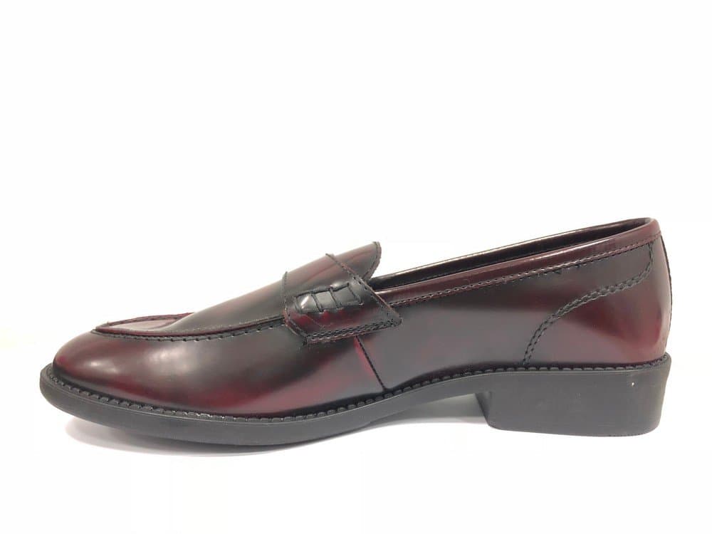 Mocassino College donna TRATTI abrasivato rosso in Loafer e mocassini Calzature Durello - Agna, commercioVirtuoso.it