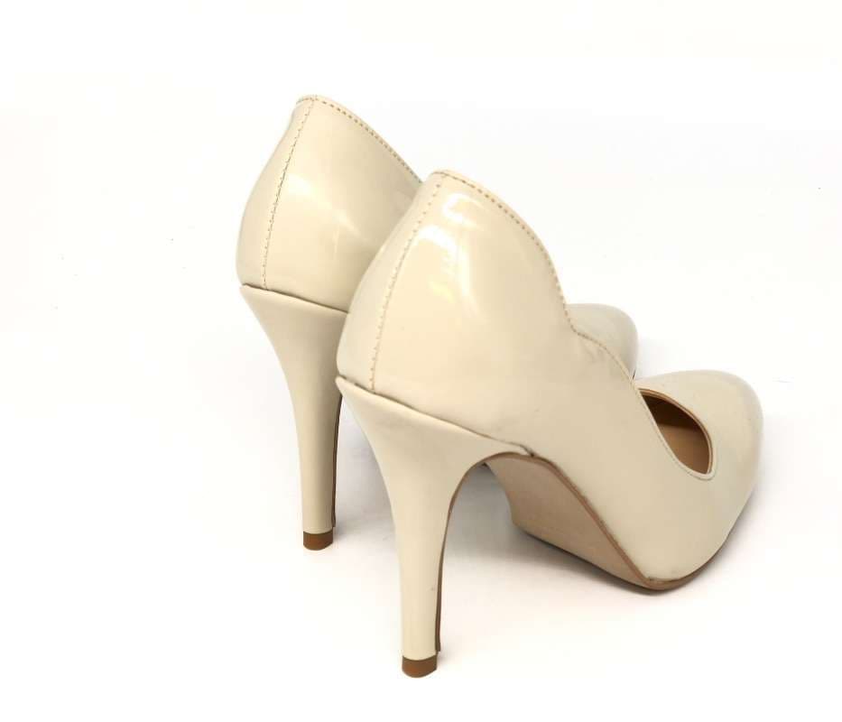 MUSACCO Décolleté donna vernice beige in Scarpe col tacco Calzature Durello - Agna, commercioVirtuoso.it