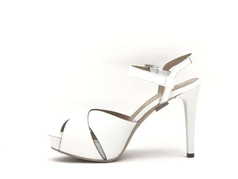 NERO GIARDINI Sandali donna P717900DE707 in Sandali moda Calzature Durello - Agna, commercioVirtuoso.it