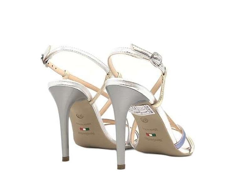 NERO GIARDINI Sandali donna E218404DE platino azzurro argento in Sandali moda Calzature Durello - Agna, commercioVirtuoso.it