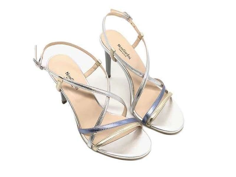 NERO GIARDINI Sandali donna E218404DE platino azzurro argento in Sandali moda Calzature Durello - Agna, commercioVirtuoso.it