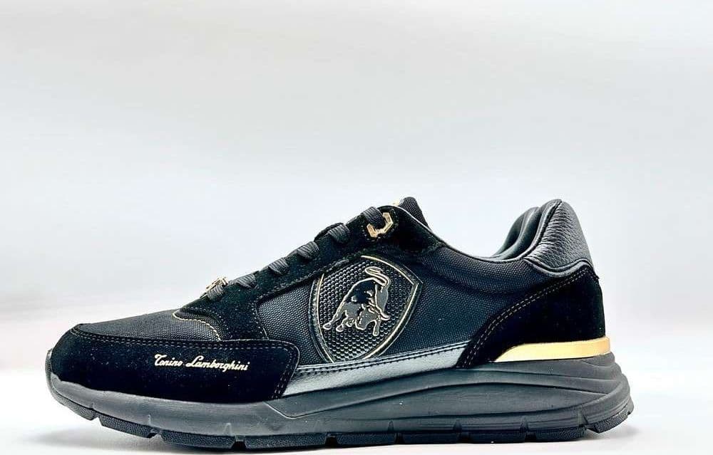 LAMBORGHINI Sneakers running nera e oro loggata in Scarpe da corsa su strada Calzature Durello - Agna, commercioVirtuoso.it