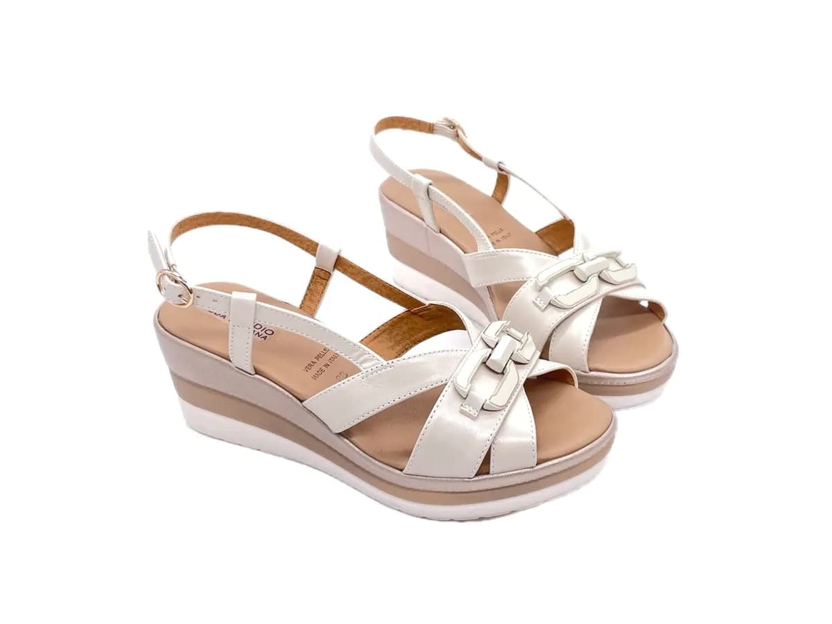 MODA ITALIA Sandali donna pelle avorio con zeppa in Sandali moda Calzature Durello - Agna, commercioVirtuoso.it