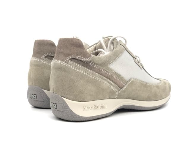 NERO GIARDINI Sneakers donna Velour Cenere in Sneaker casual Calzature Durello - Agna, commercioVirtuoso.it