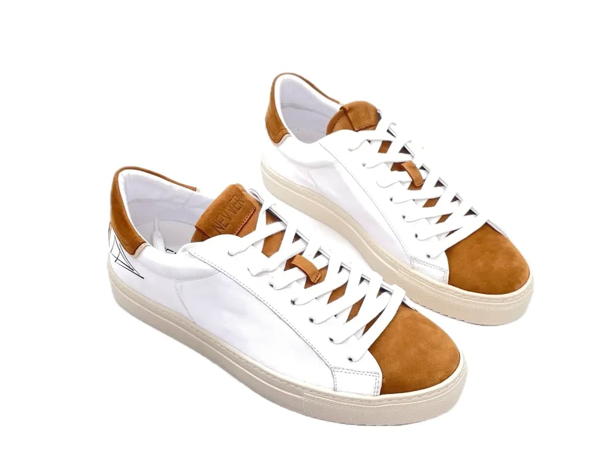 NEVVER CALI Sneakers uomo in pelle bianca e nabuk cuoio in Sneaker casual Calzature Durello - Agna, commercioVirtuoso.it