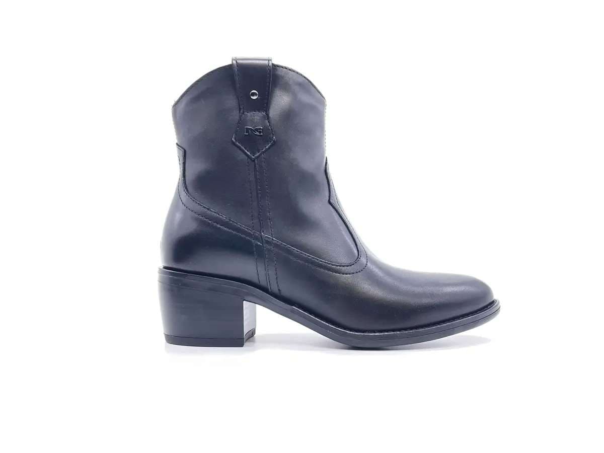 NeroGiardini Stivaletto texano donna pelle nera tacco medio zip in Stivali Calzature Durello - Agna, commercioVirtuoso.it