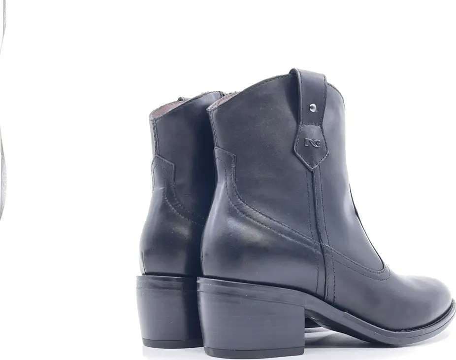 NeroGiardini Stivaletto texano donna pelle nera tacco medio zip in Stivali Calzature Durello - Agna, commercioVirtuoso.it