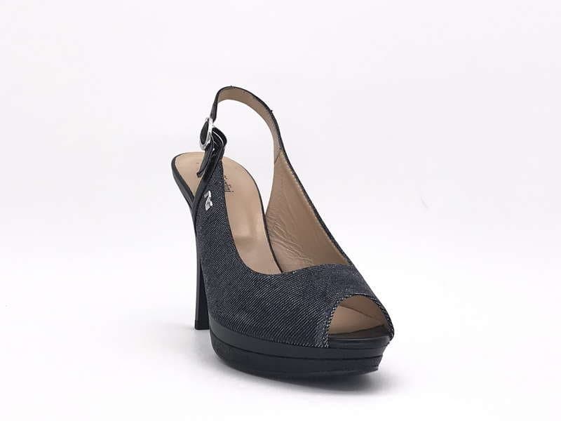 NERO GIARDINI Sandali donna P717412DE100 in Sandali moda Calzature Durello - Agna, commercioVirtuoso.it