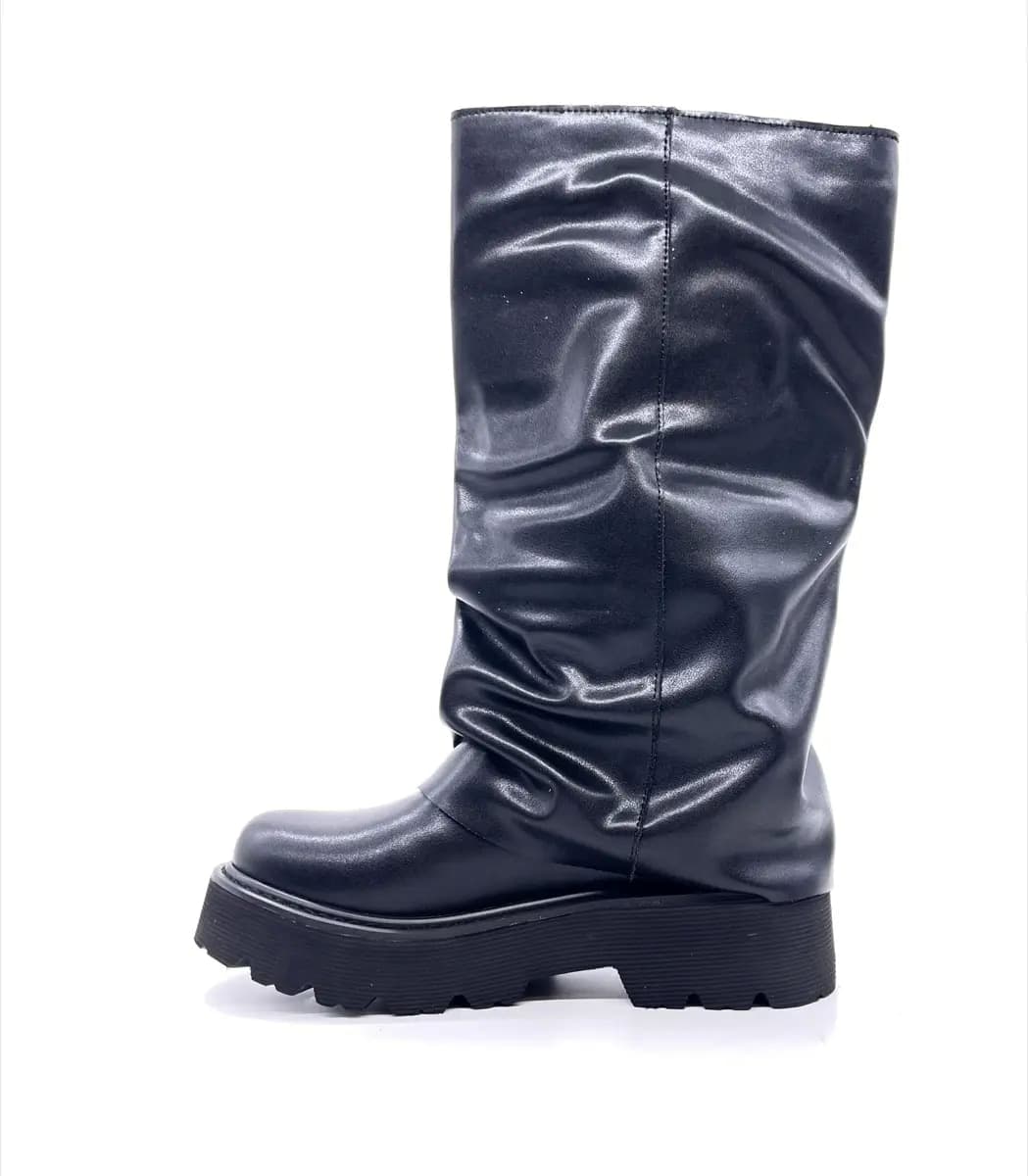 Patrizia Pepe boots donna pelle nera suola carrarmato in Stivali Calzature Durello - Agna, commercioVirtuoso.it