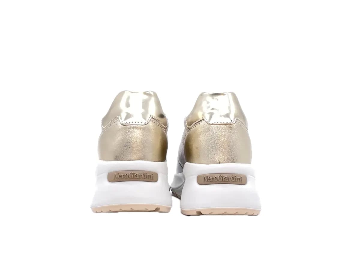 NERO GIARDINI Sneakers Donna Chic Bianco in Sneaker casual Calzature Durello - Agna, commercioVirtuoso.it