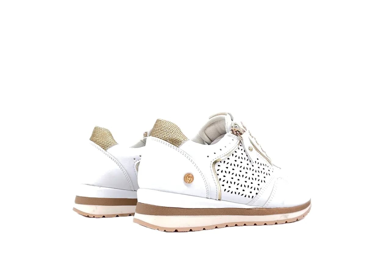 XTI Sneakers donna bianche traforate con zip in Sneaker casual Calzature Durello - Agna, commercioVirtuoso.it