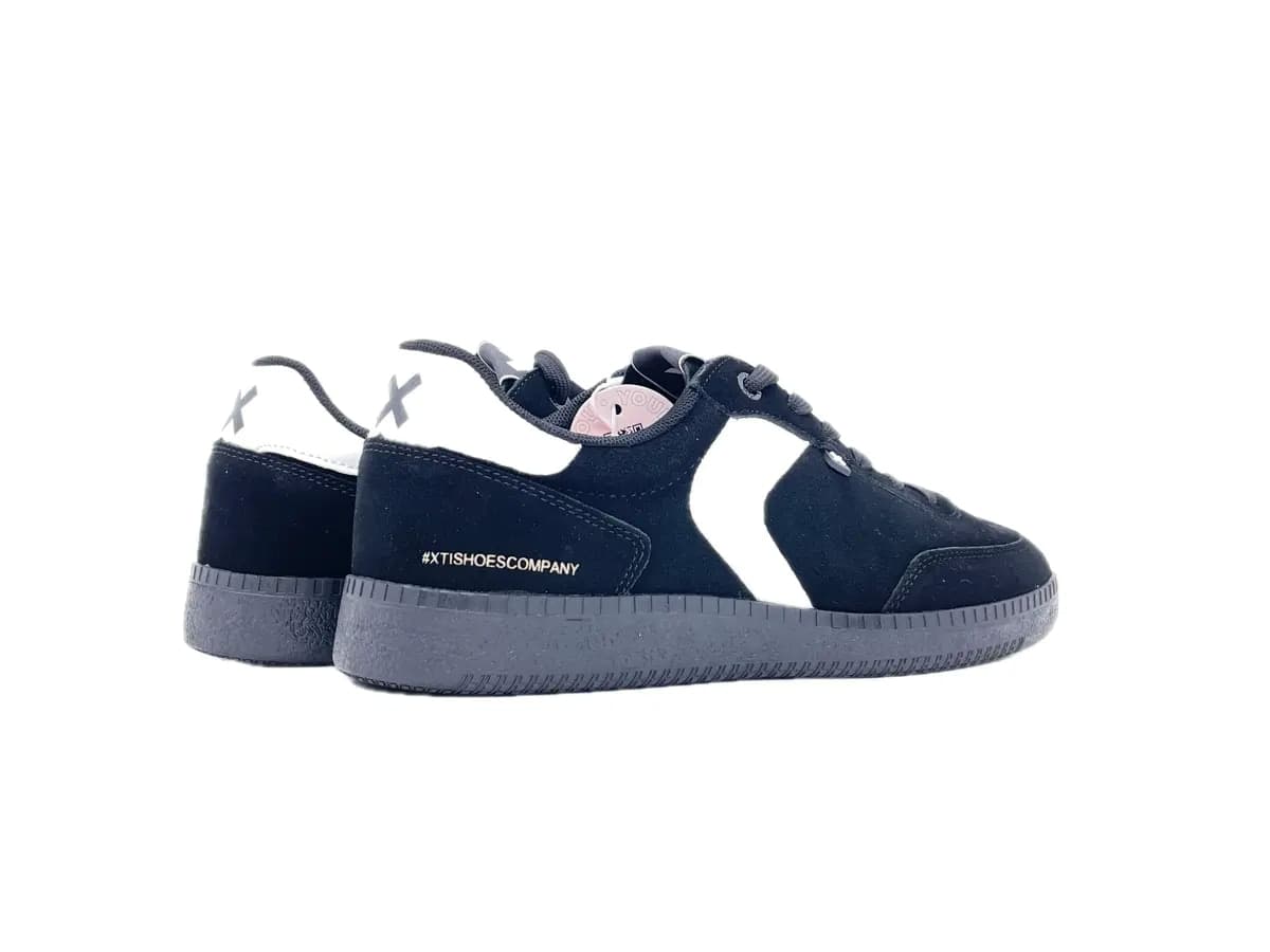 XTI Sneakers uomo suede nero in Sneaker casual Calzature Durello - Agna, commercioVirtuoso.it