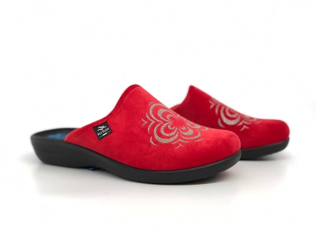 FLY FLOT Ciabatta donna chiusa rossa con fiore in Pantofole Calzature Durello - Agna, commercioVirtuoso.it
