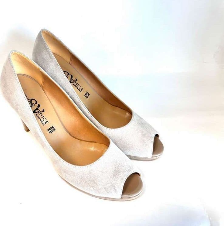 STUDIO VENICE décolleté spuntato donna in camoscio beige t70 in Scarpe col tacco Calzature Durello - Agna, commercioVirtuoso.it