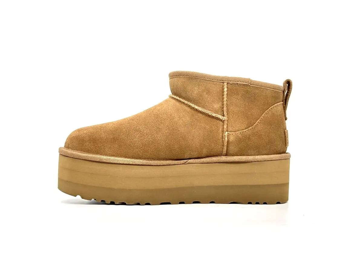 UGG W Classic Ultra Mini Platform Camel in Stivali Calzature Durello - Agna, commercioVirtuoso.it