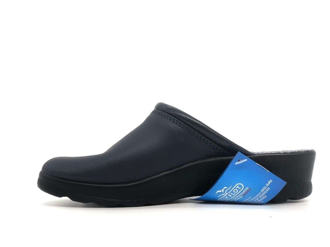 FLY FLOT Ciabatta chiusa donna senza fori blu in Ciabatte moda Calzature Durello - Agna, commercioVirtuoso.it