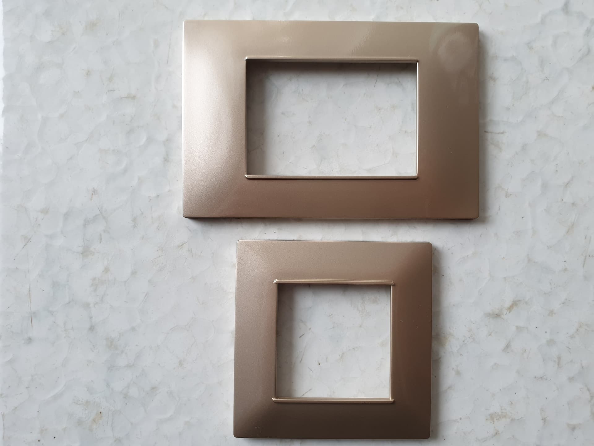 PLACCHE IN ABS SERIE VENERE COMPATIBILI VIMAR PLANA - 14