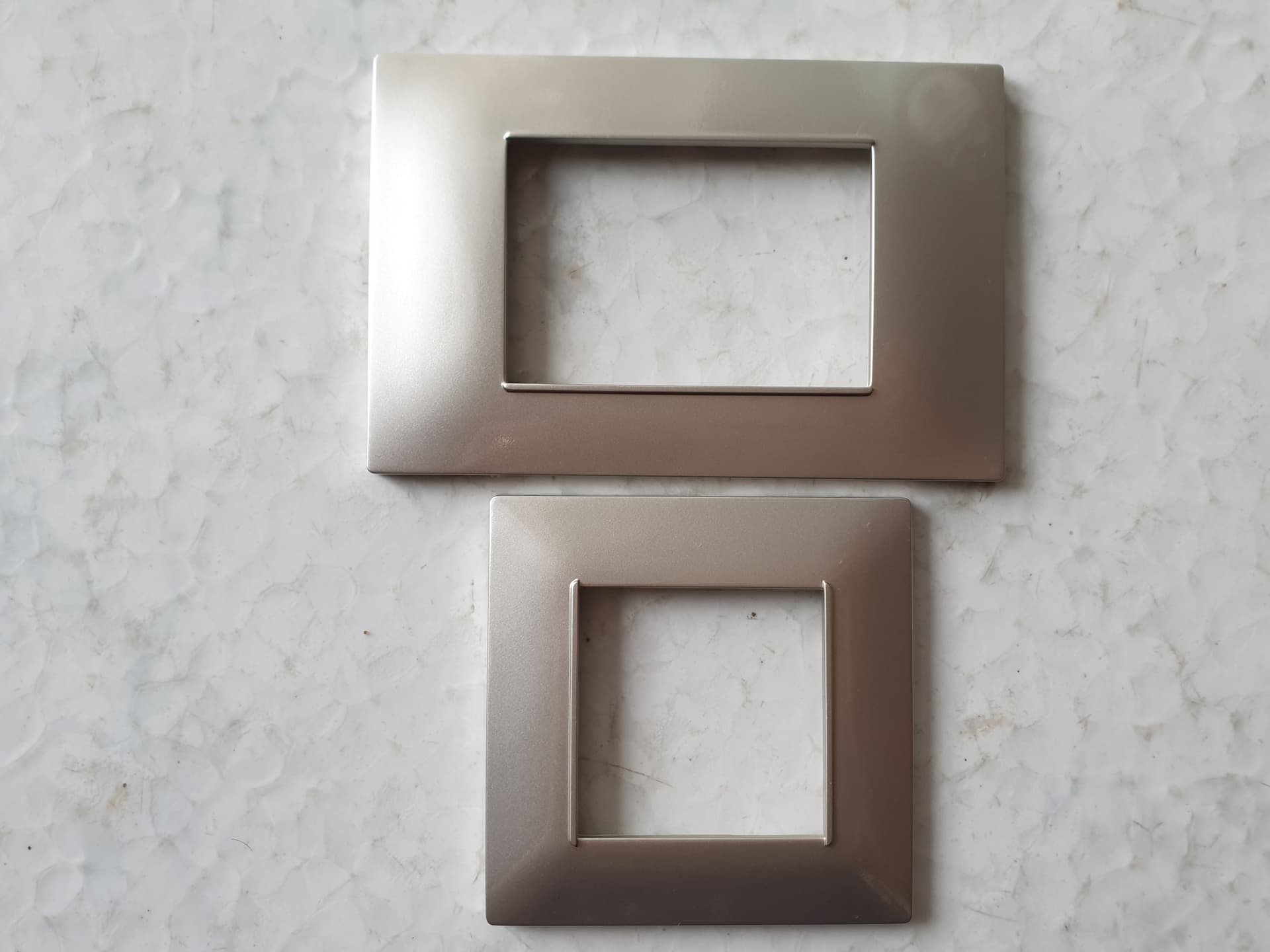 PLACCHE IN ABS SERIE VENERE COMPATIBILI VIMAR PLANA - 6