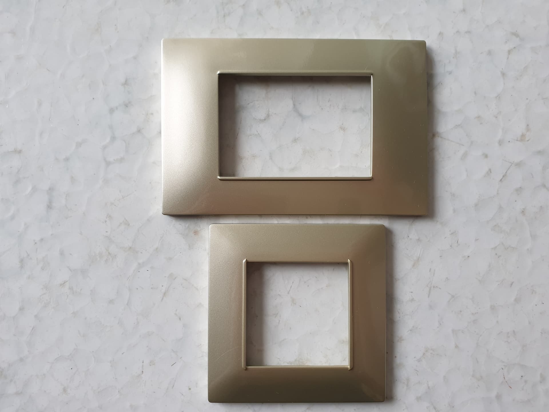 PLACCHE IN ABS SERIE VENERE COMPATIBILI VIMAR PLANA - 7