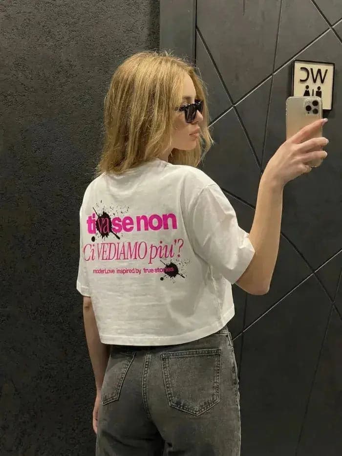 T-Shirt Cropped Donna Made in Italy Intention - 100% Cotone 180g in T-shirt HORDA BRAND - Foiano Della Chiana, commercioVirtuoso.it