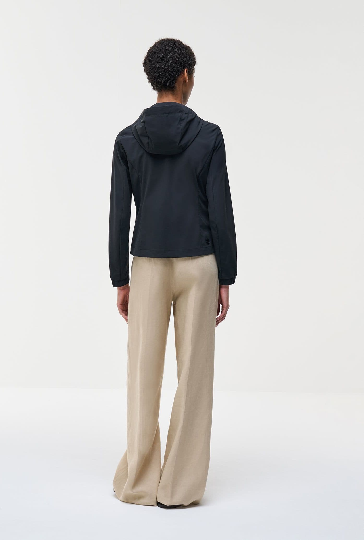Colmar Giacca Giubbino Donna Stretch 1914 Nera con Cappuccio in Giacche Broadway Red - Barletta, commercioVirtuoso.it