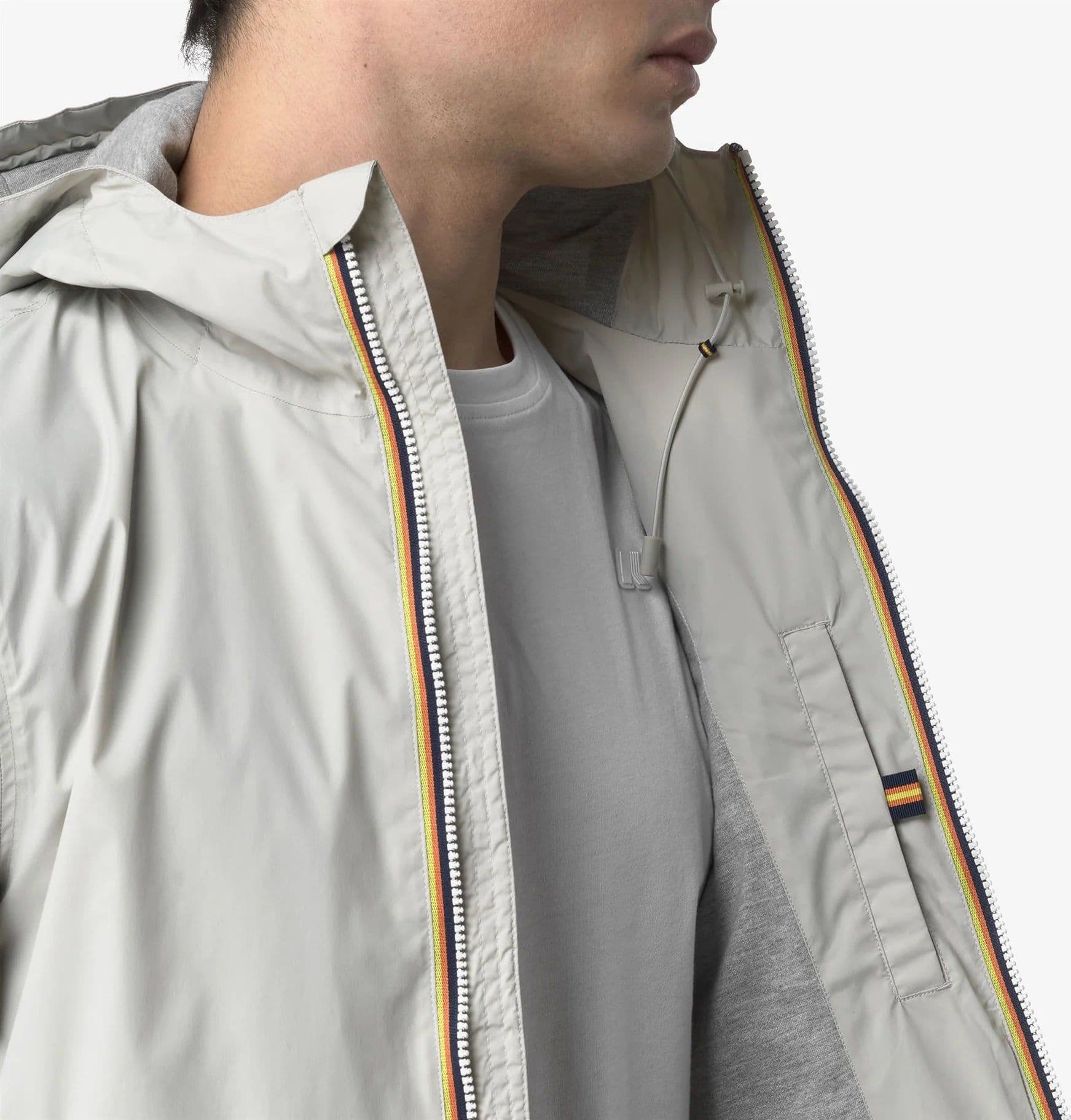 K-Way Jack Stretch Nylon Jersey Giubbino Uomo Slim Impermeabile K3123UW in Abbigliamento tecnico e protettivo Broadway Red - Barletta, commercioVirtuoso.it