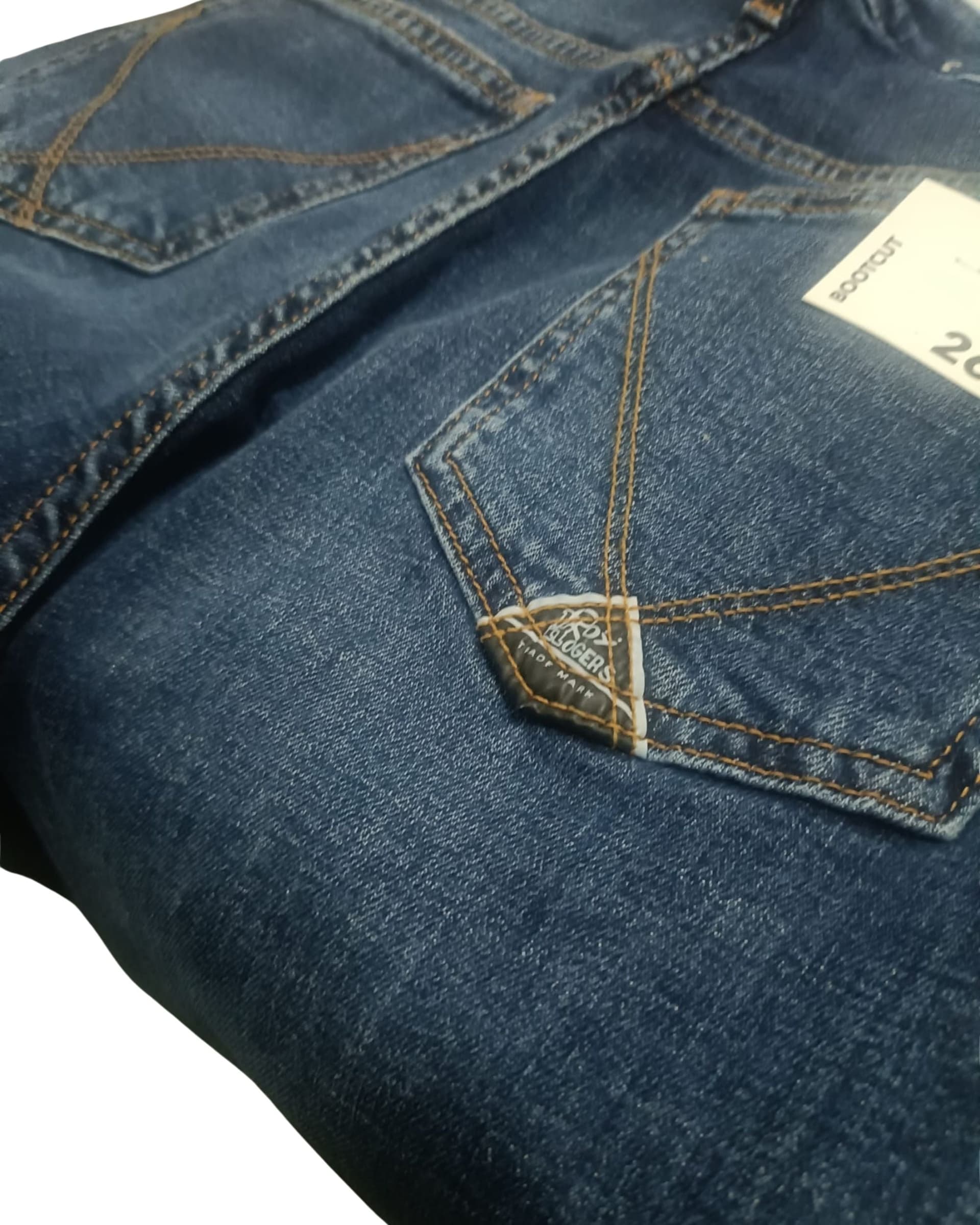 Roy Roger's New Roy jeans donna flare denim blu elasticizzato lavaggio medio vita media in Jeans Broadway Red - Barletta, commercioVirtuoso.it