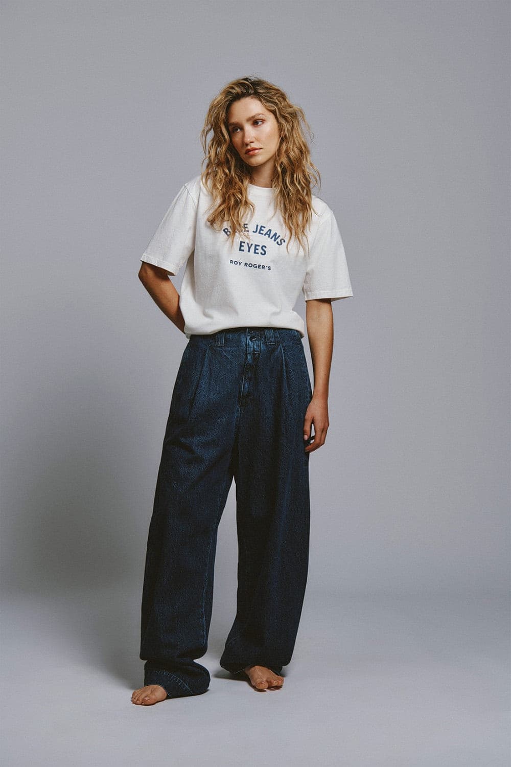 Roy Roger's x Eva Herzigova t-shirt donna bianca stampa Blue Jeans Eyes cotone regular fit newfp in T-shirt Broadway Red - Barletta, commercioVirtuoso.it