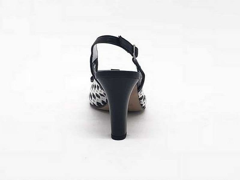 DONNA SOFT Slingback traforato in pelle bianca e nera 5679 in Scarpe col tacco Calzature Durello - Agna, commercioVirtuoso.it
