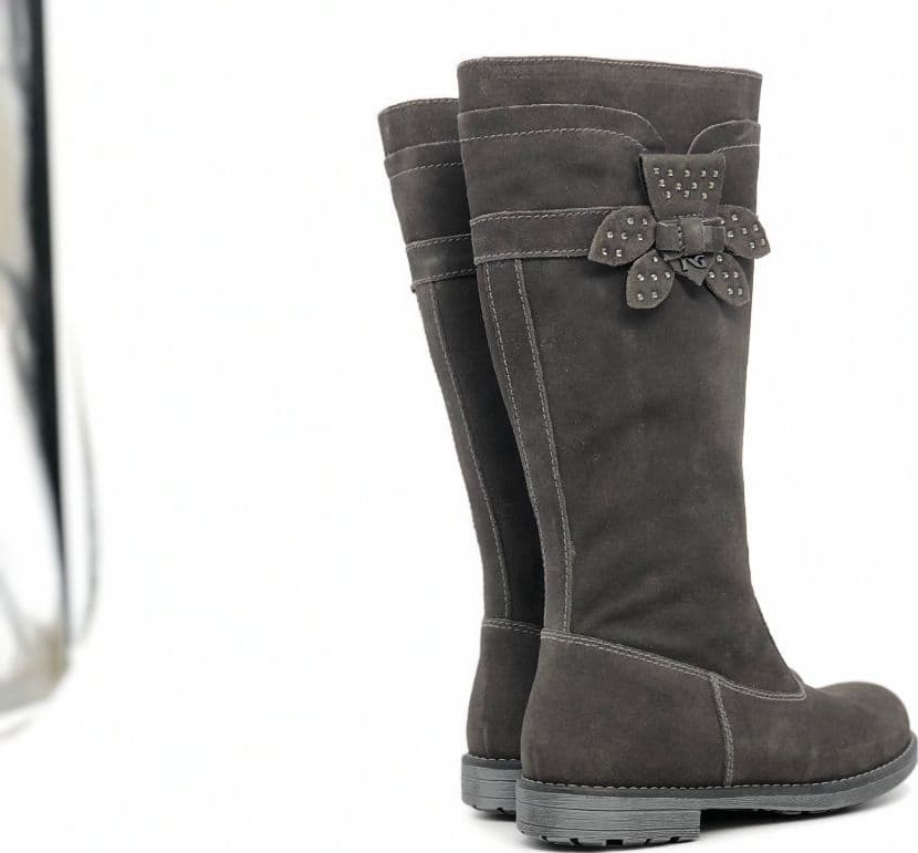 NERO GIARDINI Stivale bambina camoscio grigio in Stivali Calzature Durello - Agna, commercioVirtuoso.it
