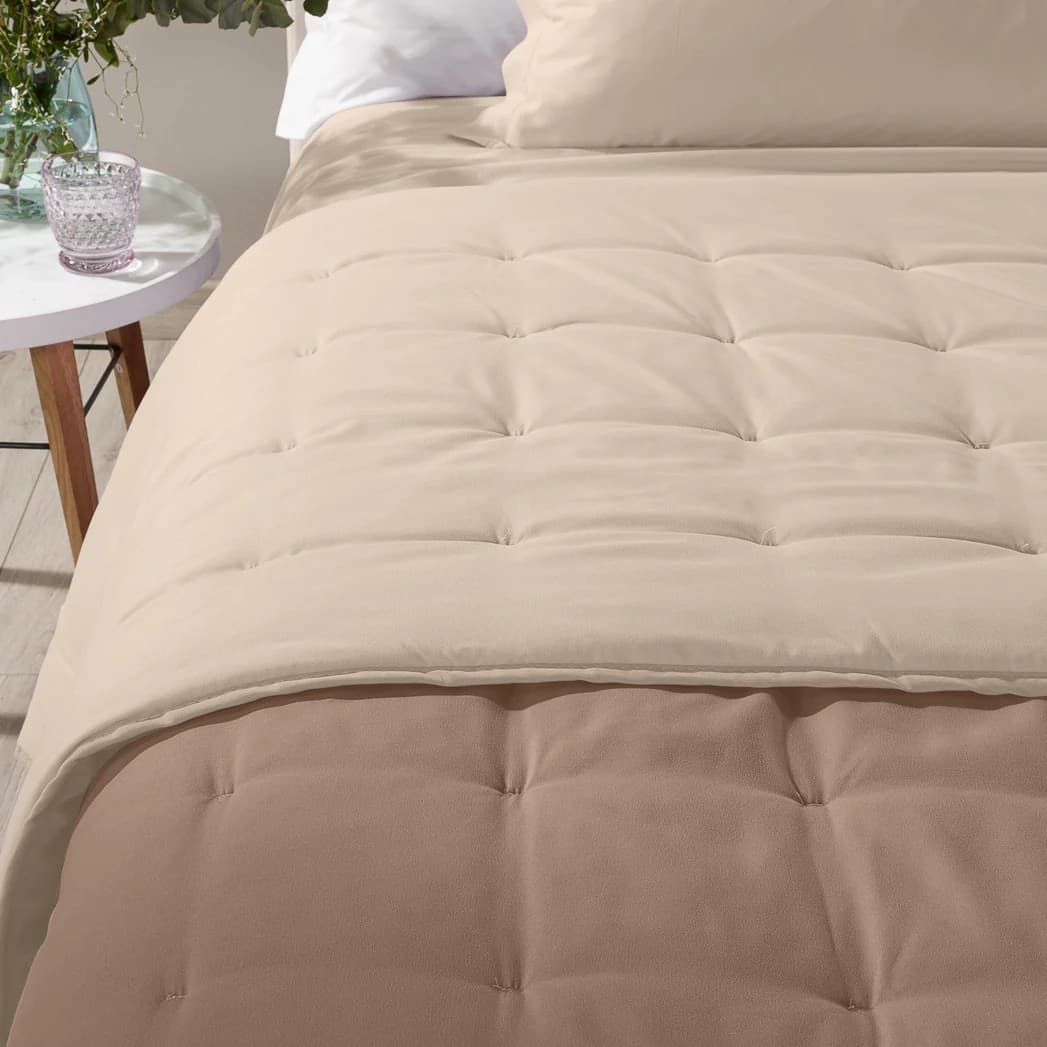 Calduccia Mia ! Caleffi Trapunta Microfibra Alta Qualità Peso Gr 200 MQ. medio mezza stagione in Coperte Anastasi - Marsala, commercioVirtuoso.it