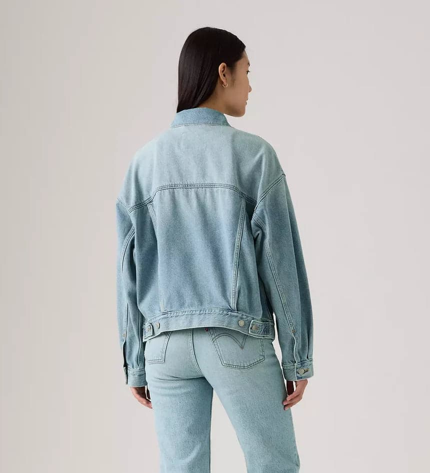 Levi's Giubbotto Donna 90s Trucker in Denim Light Indigo in Giacche Broadway Red - Barletta, commercioVirtuoso.it