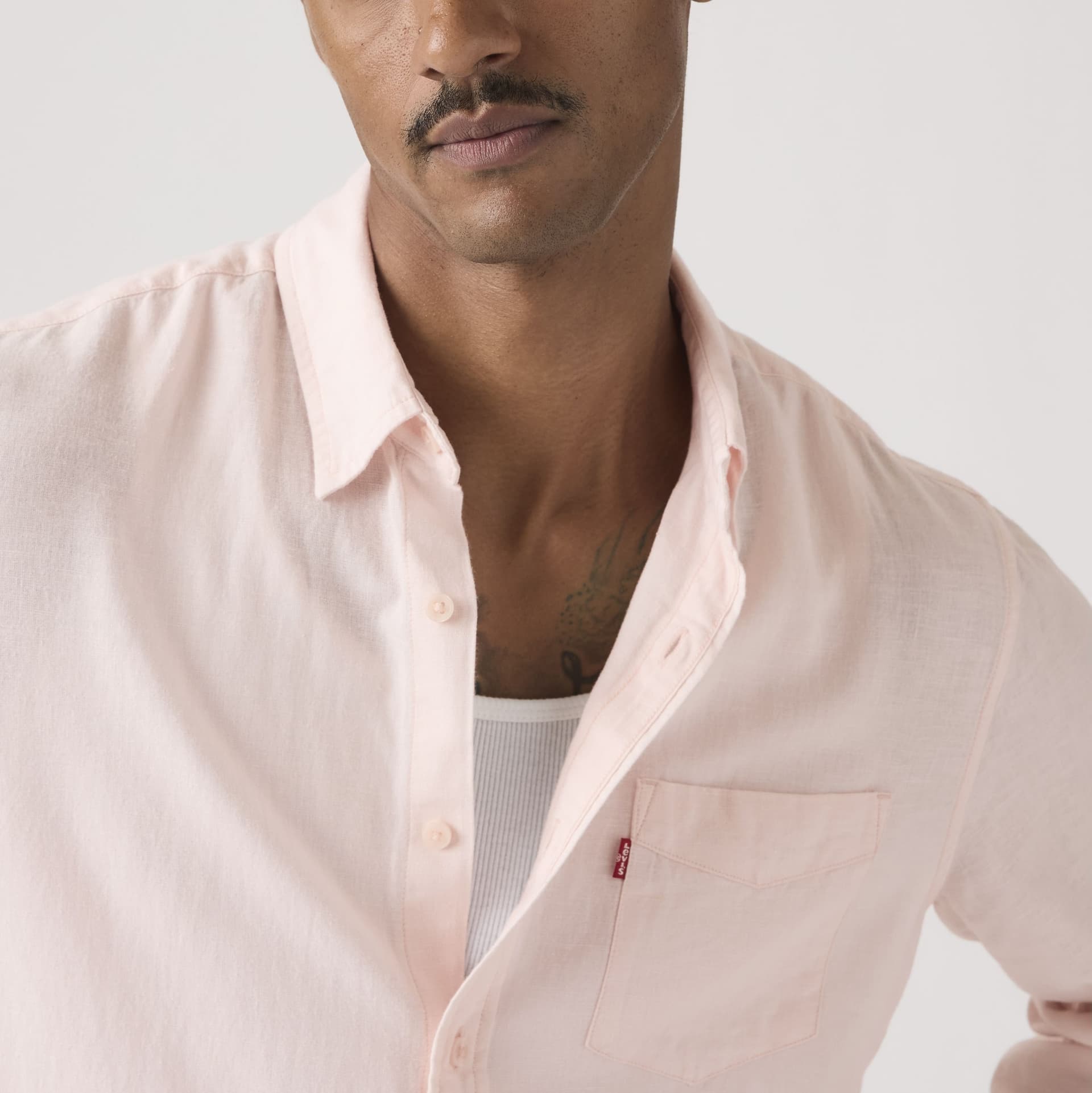 Levi's Camicia Uomo Sunset Pocket Rosa in Lino e Cotone Standard Fit 857460198 in Camicie casual Broadway Red - Barletta, commercioVirtuoso.it