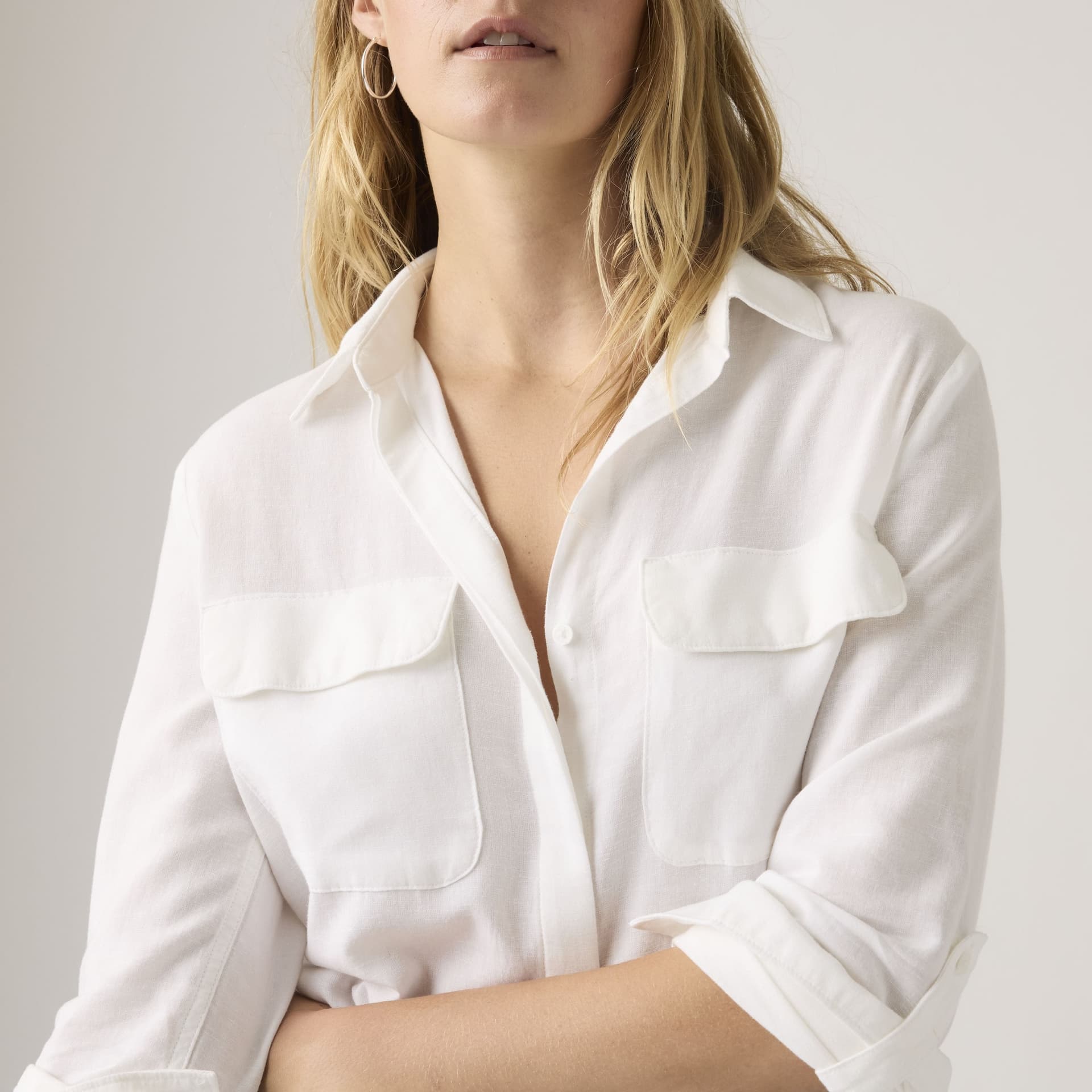 Levi's Camicia Donna Elaine in Cotone Lino ed ECOVERO™ Bianco Relaxed Fit in Bluse e camicie Broadway Red - Barletta, commercioVirtuoso.it