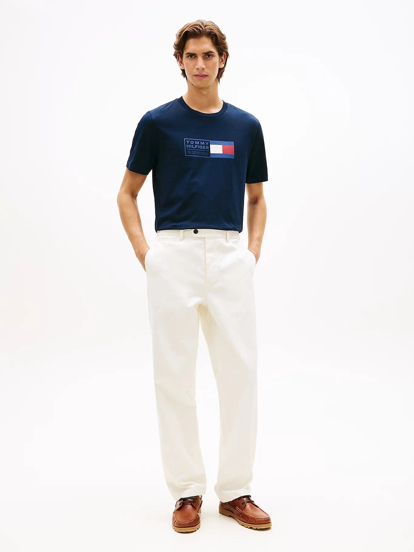 Tommy Hilfiger T-shirt uomo in cotone con logo NYC blu regular fit in T-shirt Broadway Red - Barletta, commercioVirtuoso.it