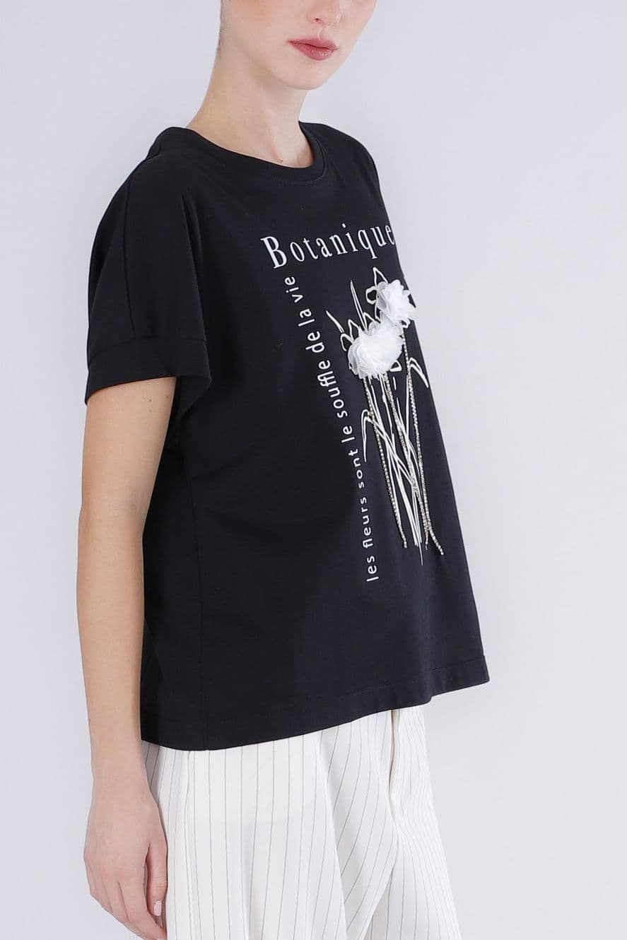 T SHIRT CON APPLICAZIONI DI FIORI - 3
