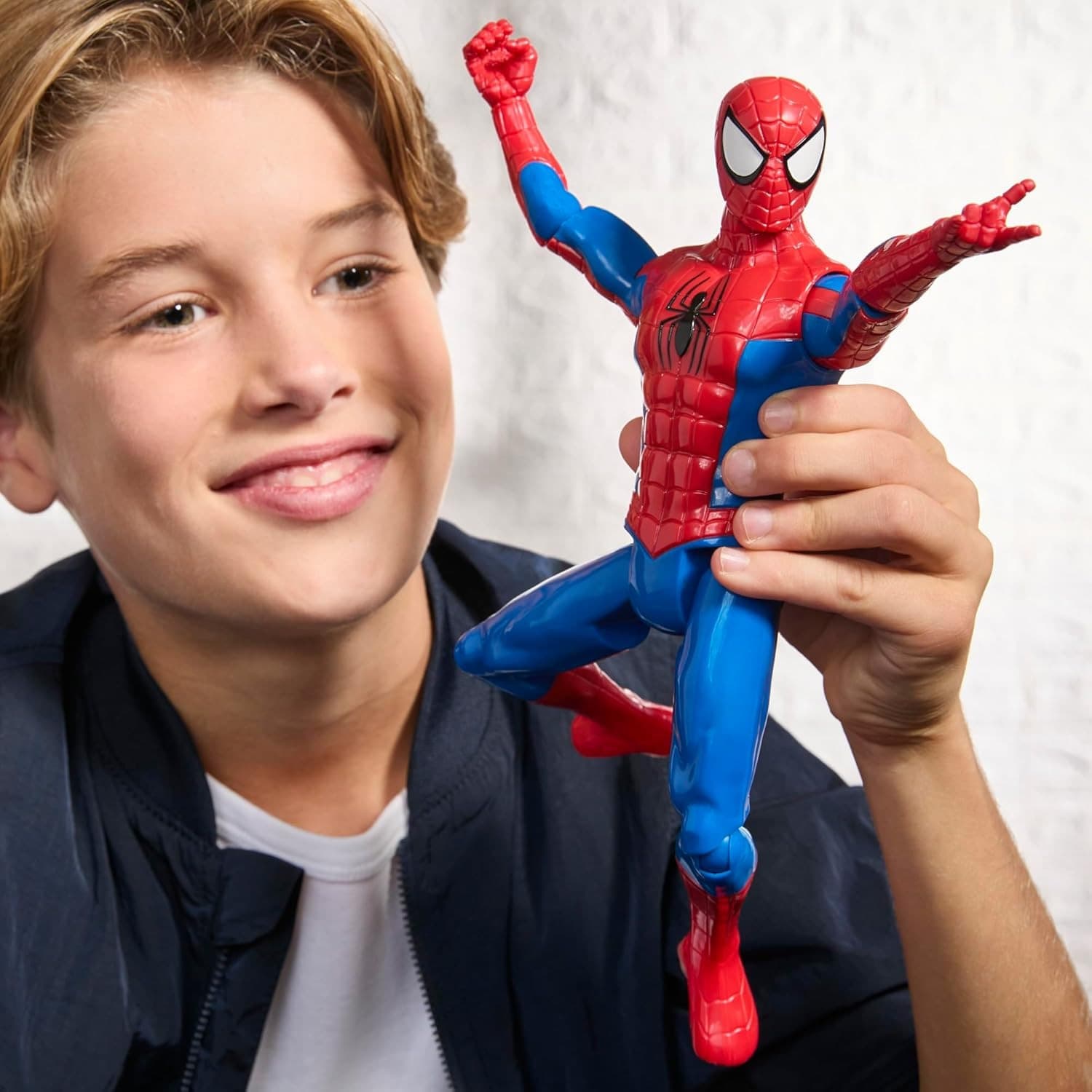 Hasbro - Personaggio Marvel Spider-Man Titan Series - 4