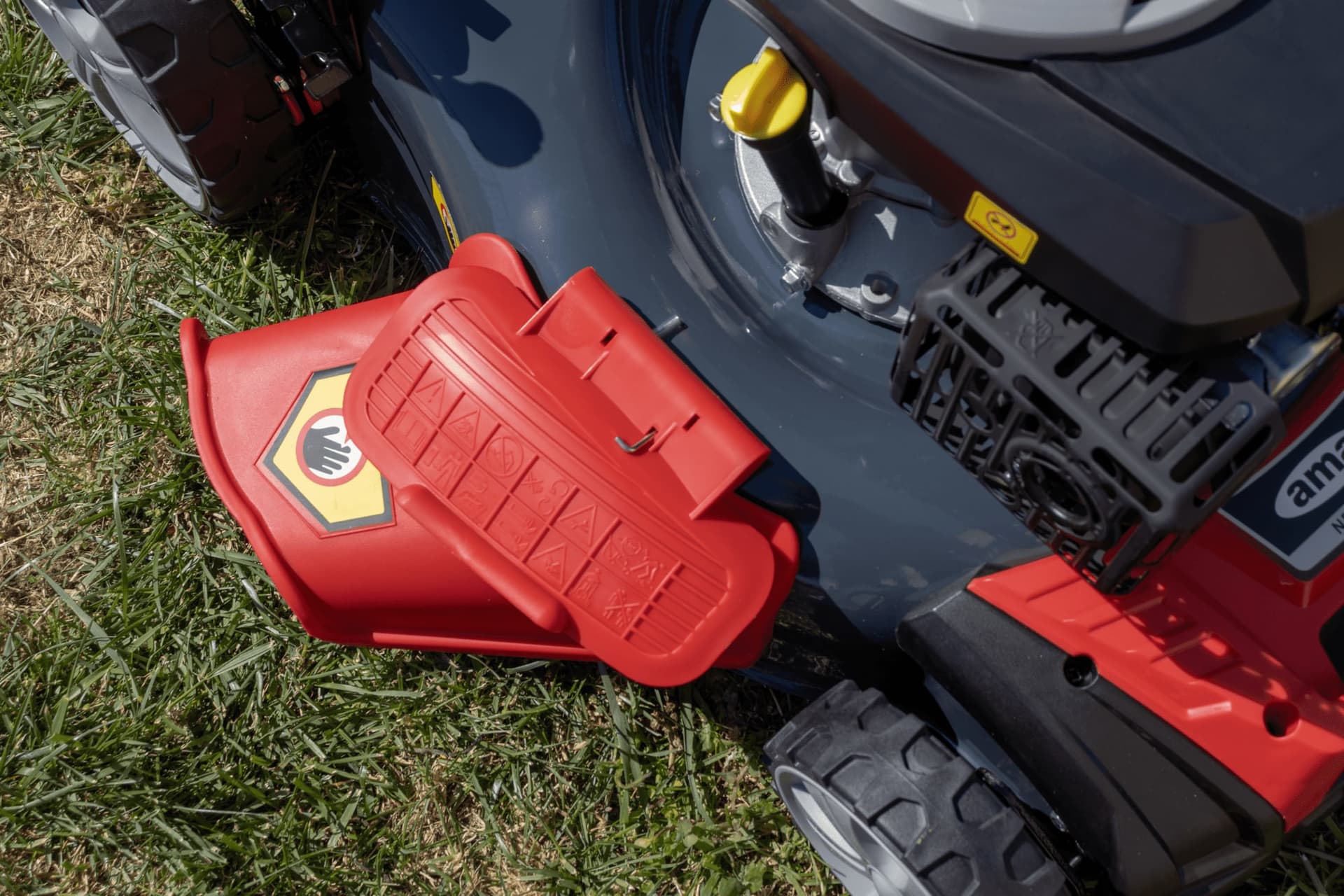 Rasaerba a trazione Ama NRT 525 da 146cc funzioni 4in1 - 7