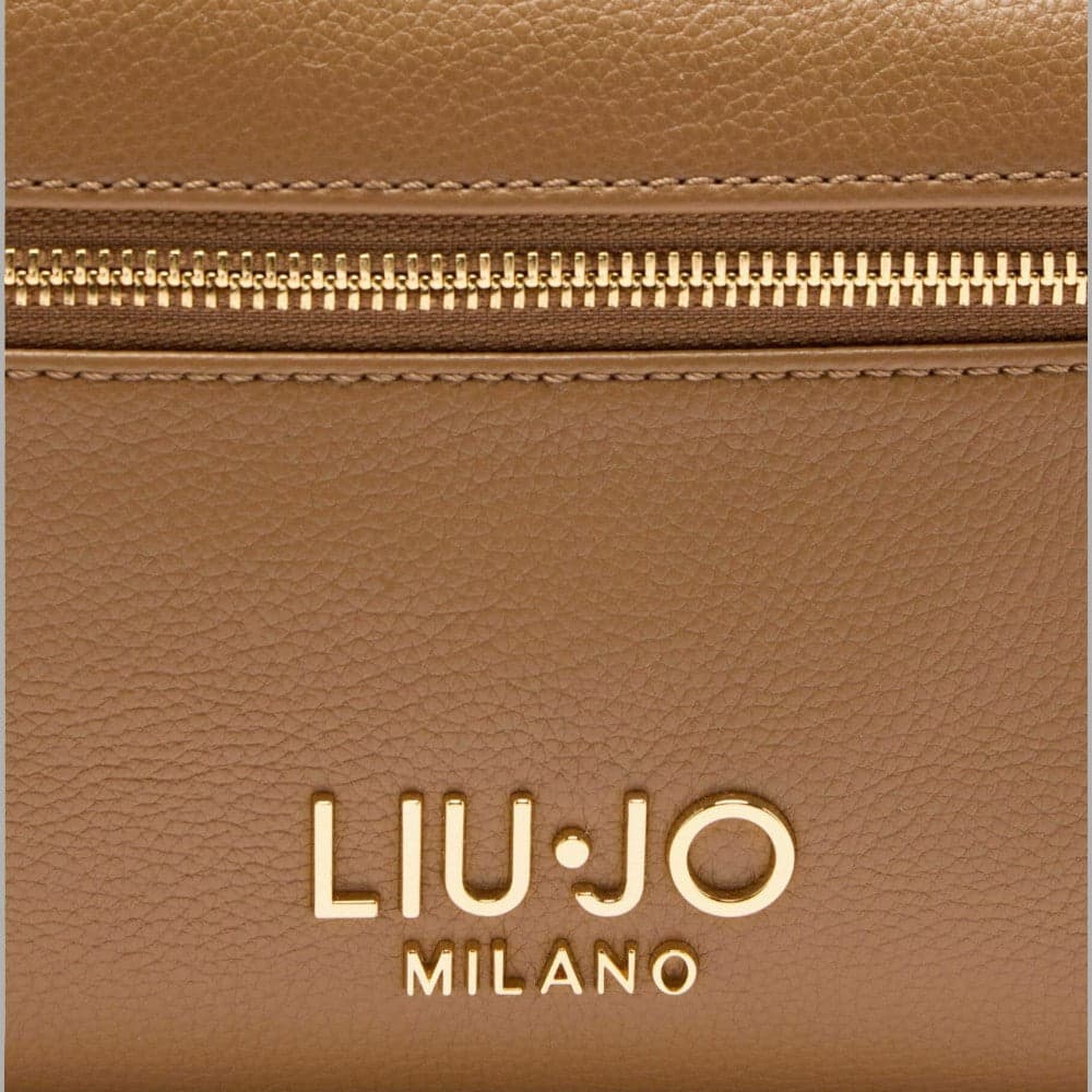 Liu Jo zaino color mandorla AF5136E0058-81140 in Zaini Casual Prodotti di Classe - Nocera Superiore, commercioVirtuoso.it